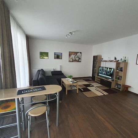 Park West Apartment - Free Parking Budapeşte Dış mekan fotoğraf
