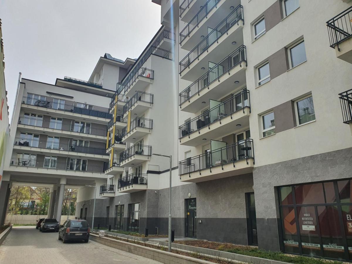 Park West Apartment - Free Parking Budapeşte Dış mekan fotoğraf